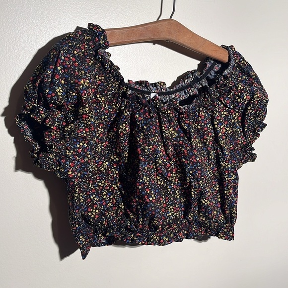 Los Angeles Apparel Floral Crop Top - Picture 2 of 7